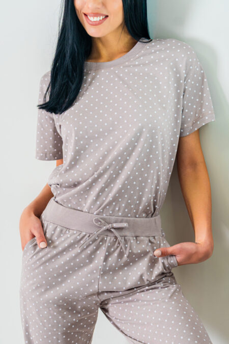 Piżama dresikowa BEŻOWA w kropki długie spodnie i krótki rękaw